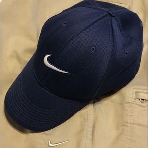 Nike Dri Fit Very Soft Navy Cap